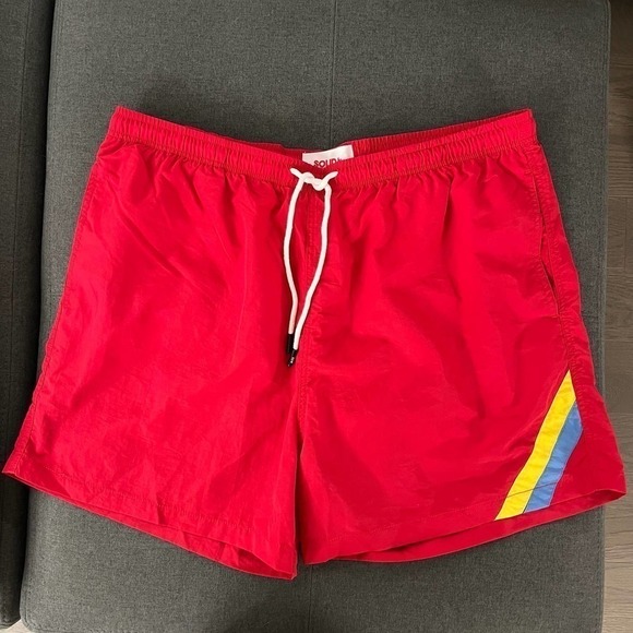 Solid & Striped XXL $135 Classic Swim Trunk Cherry Red NWOT 4" Inseam - Picture 3 of 6